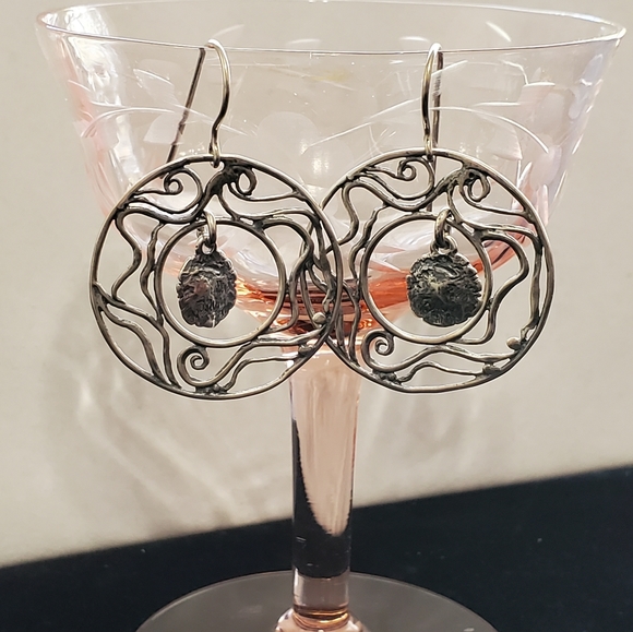 ⬇️Silpada 925 Silver Swirl Disc Dangle Earrings Vintage RARE ⬇️ - Picture 5 of 10